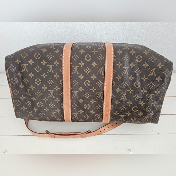 Authentic LOUIS VUITTON Monogram Keepall 50 Bandouliere Duffel Bag - Picture 11 of 16
